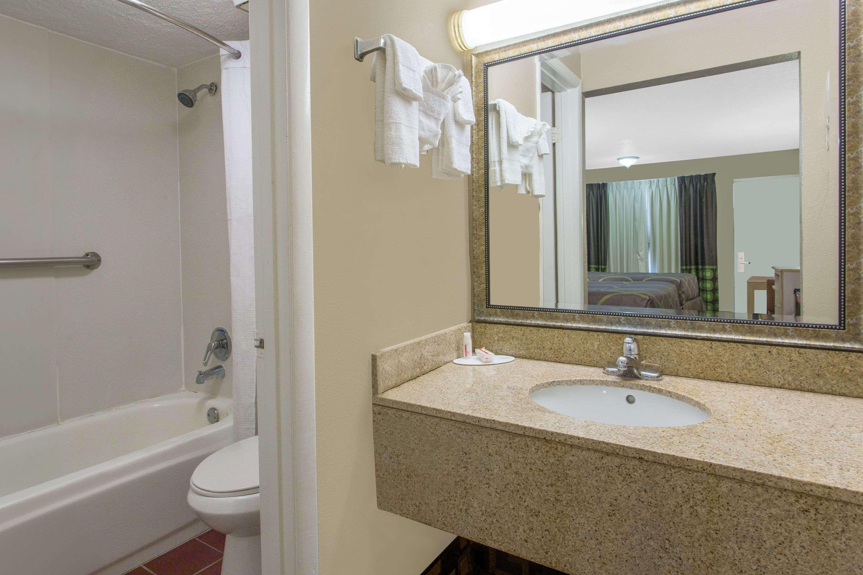 Super 8 By Wyndham Antioch/Nashville South East Экстерьер фото