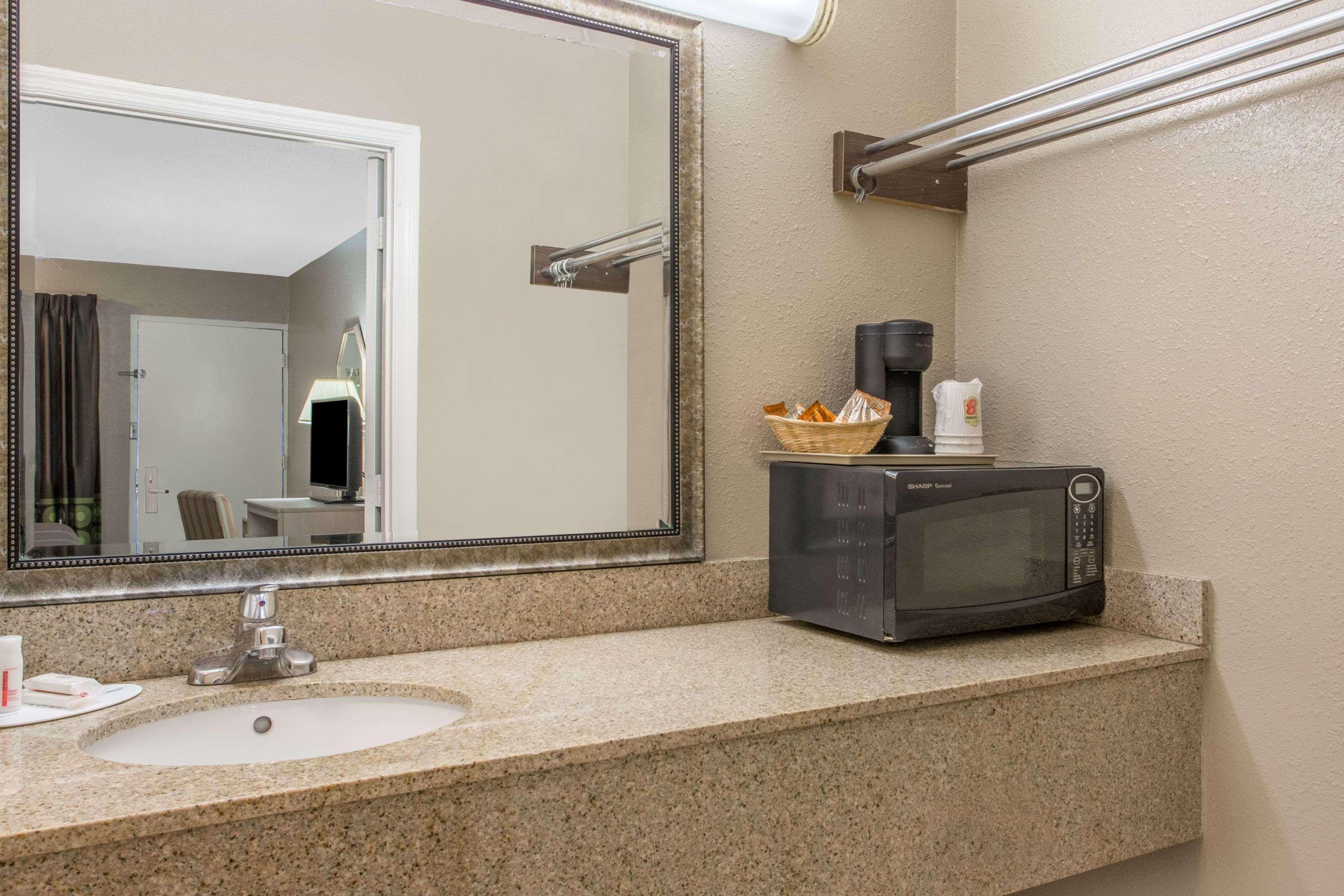 Super 8 By Wyndham Antioch/Nashville South East Экстерьер фото